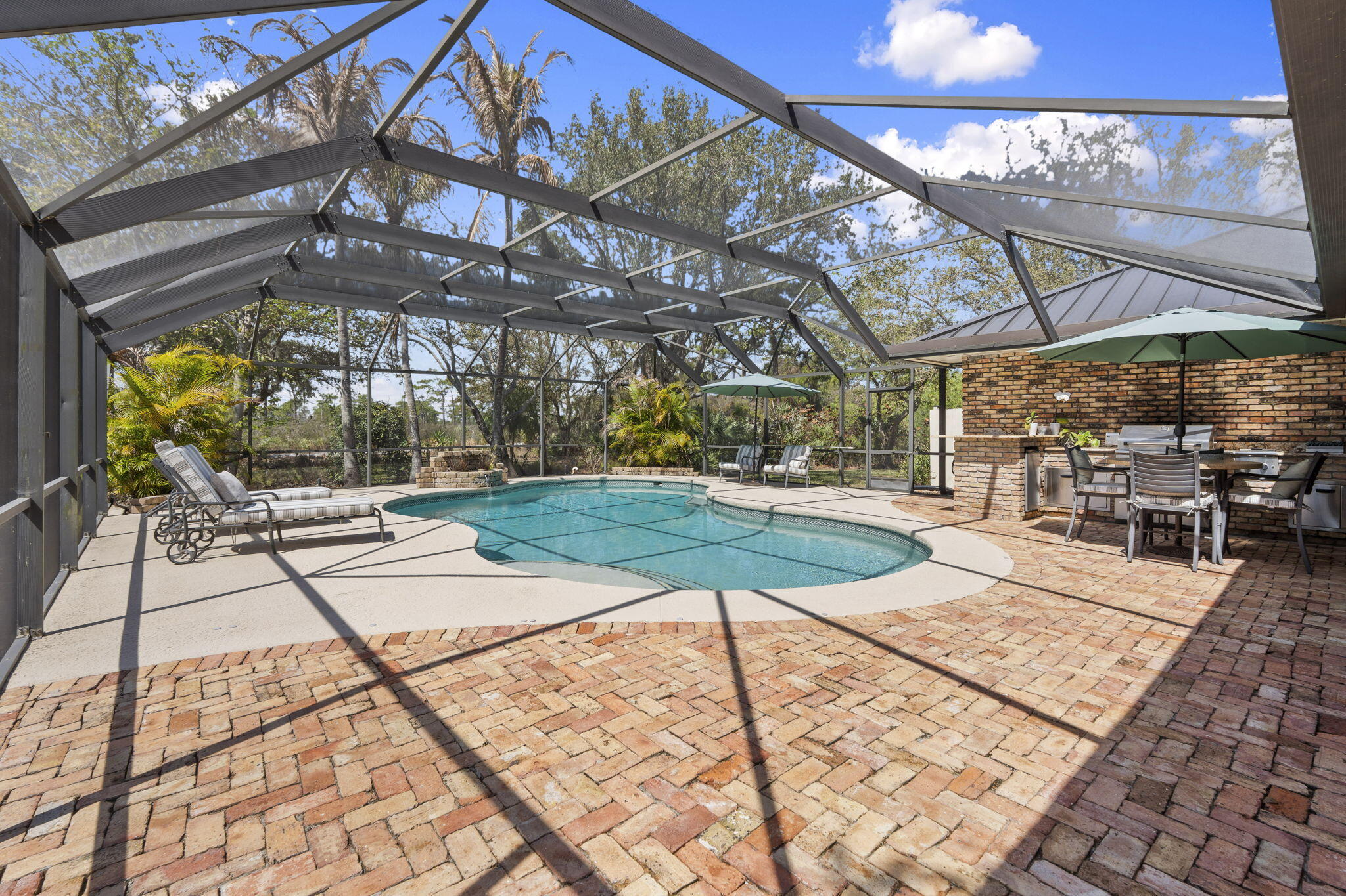 SUGARHILL - Residential