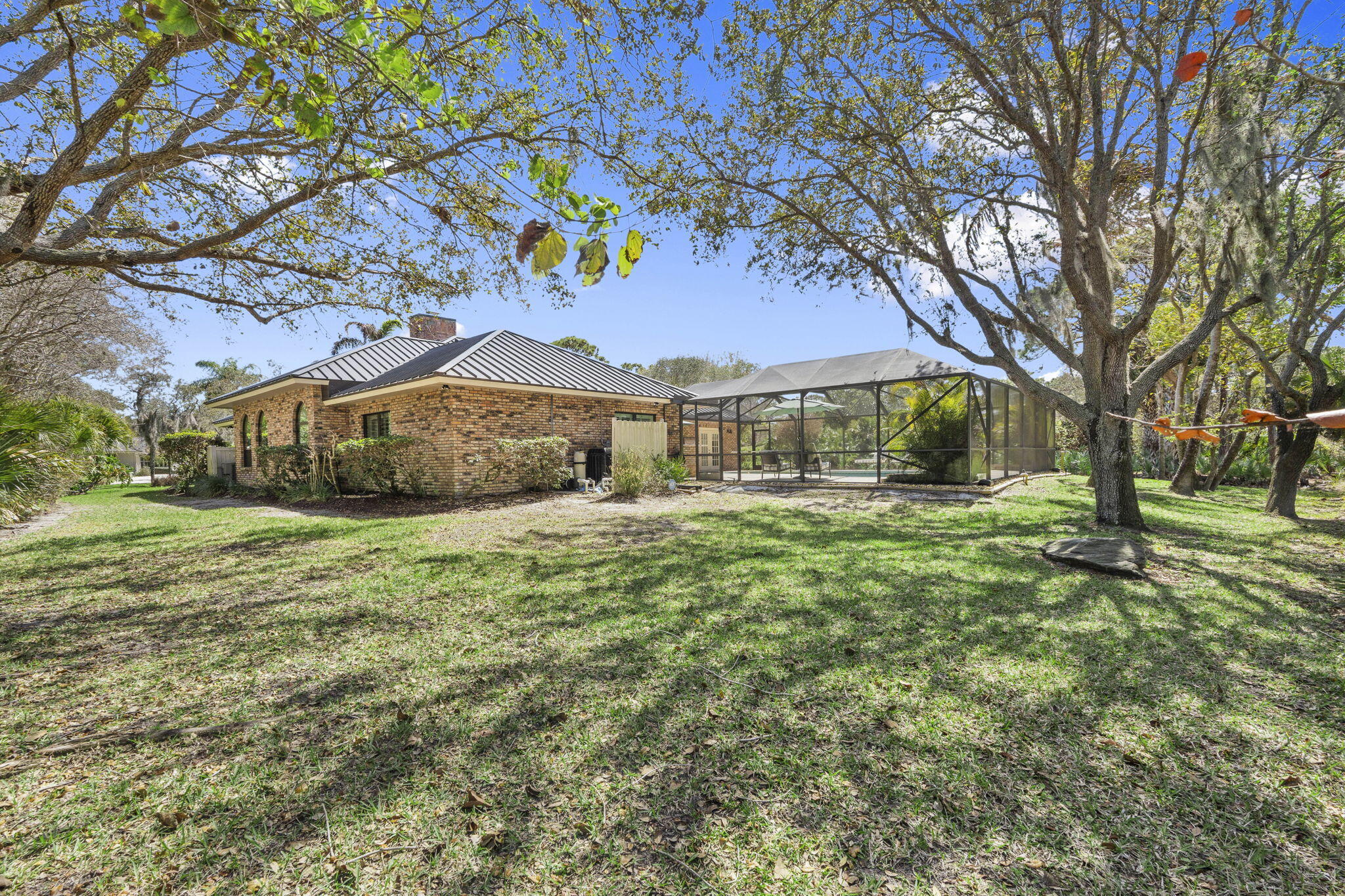 SUGARHILL - Residential