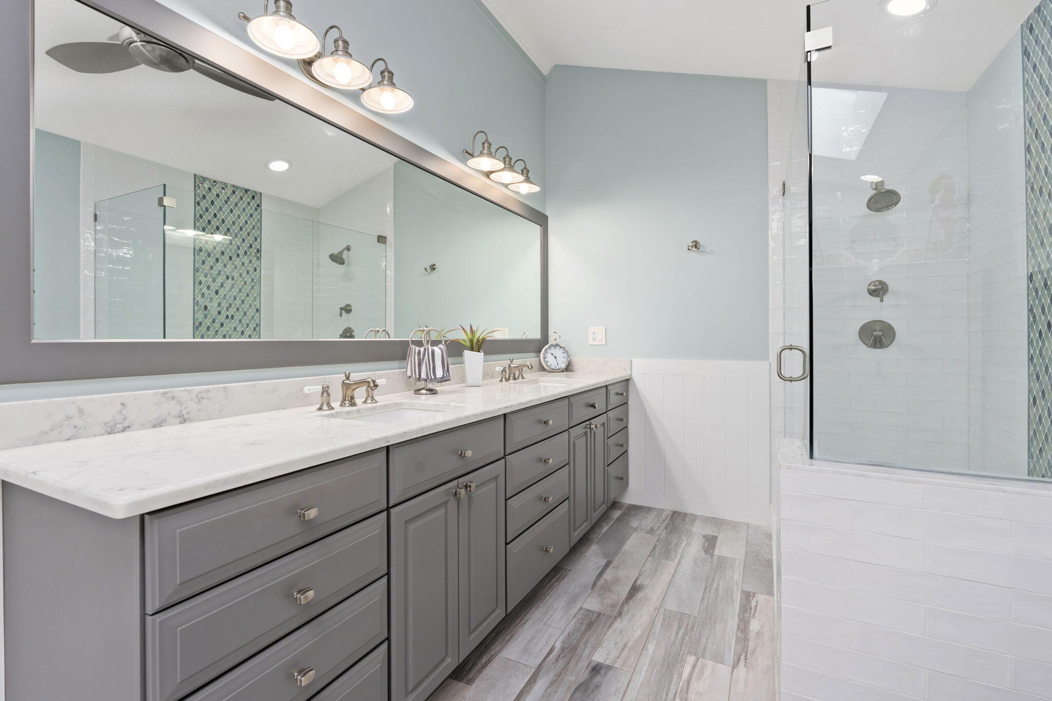 SUGARHILL - Residential