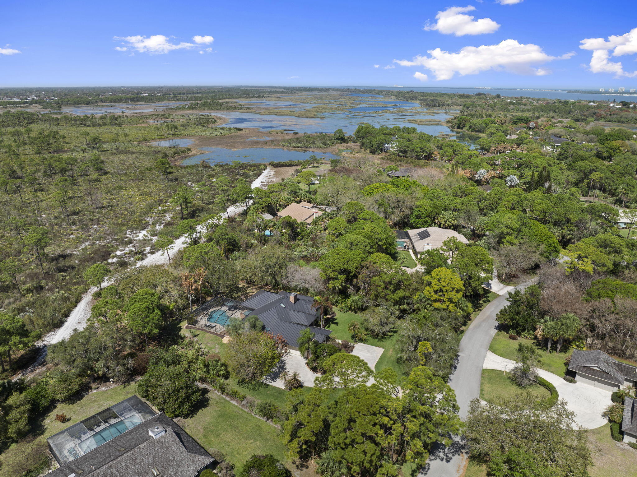 SUGARHILL - Residential