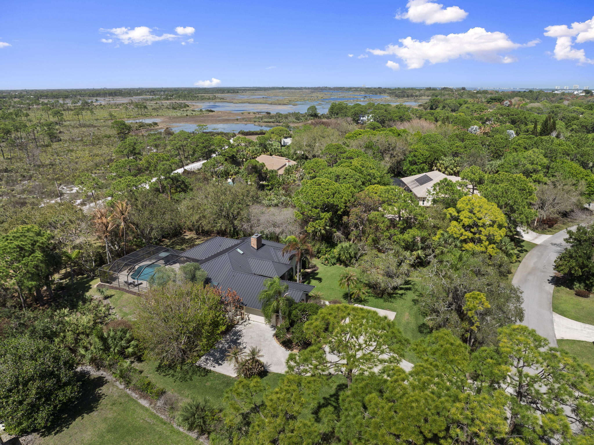 SUGARHILL - Residential