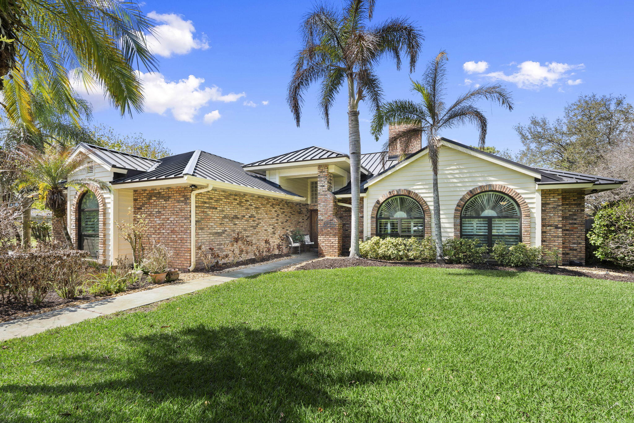 SUGARHILL - Residential