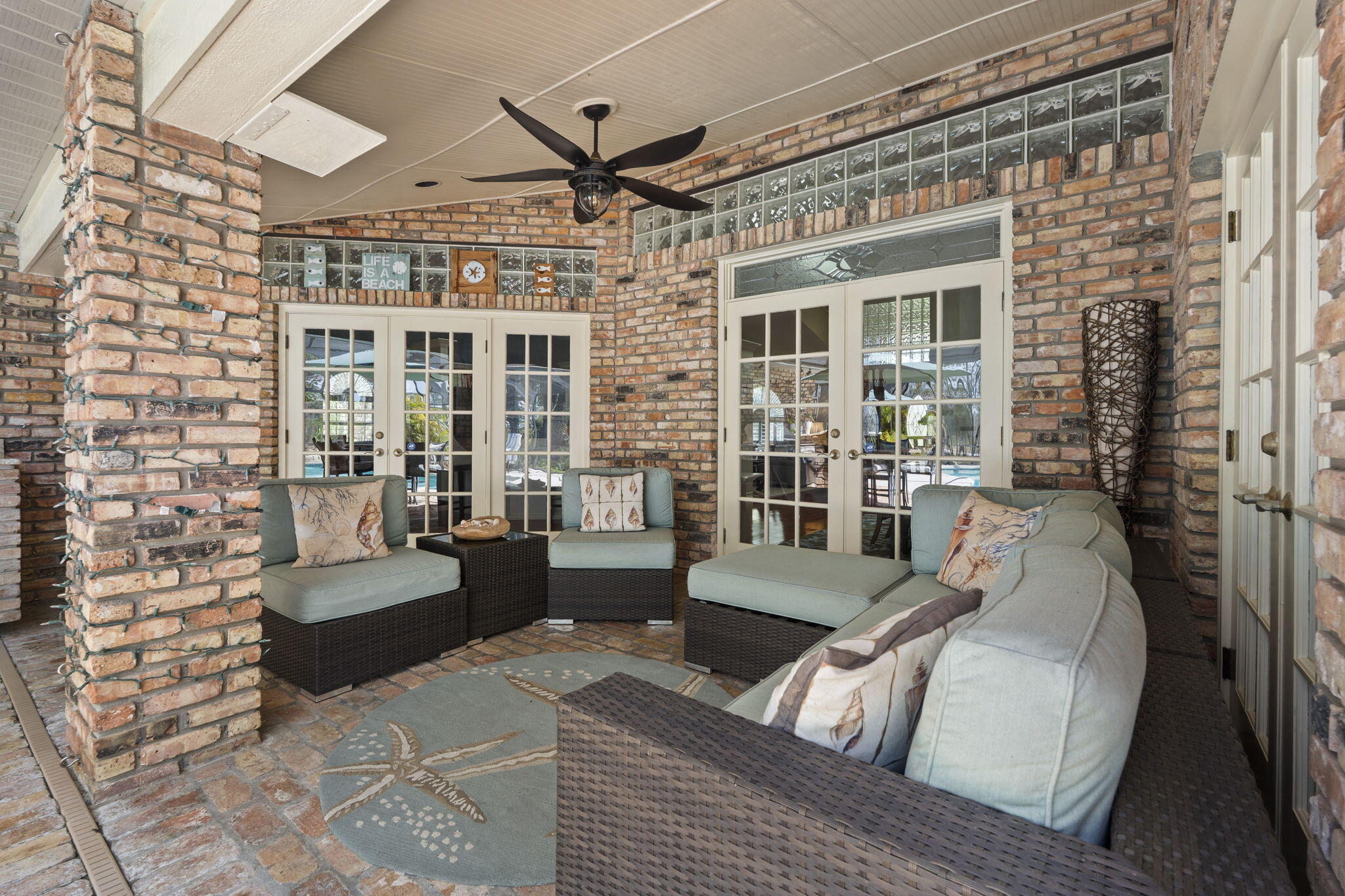 SUGARHILL - Residential