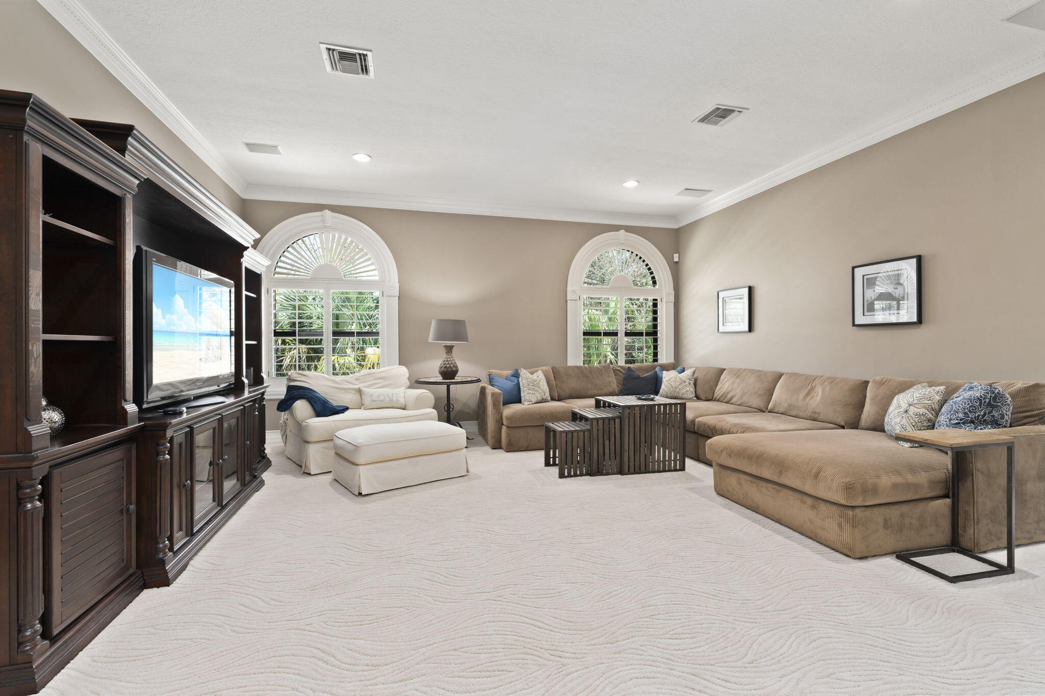 SUGARHILL - Residential