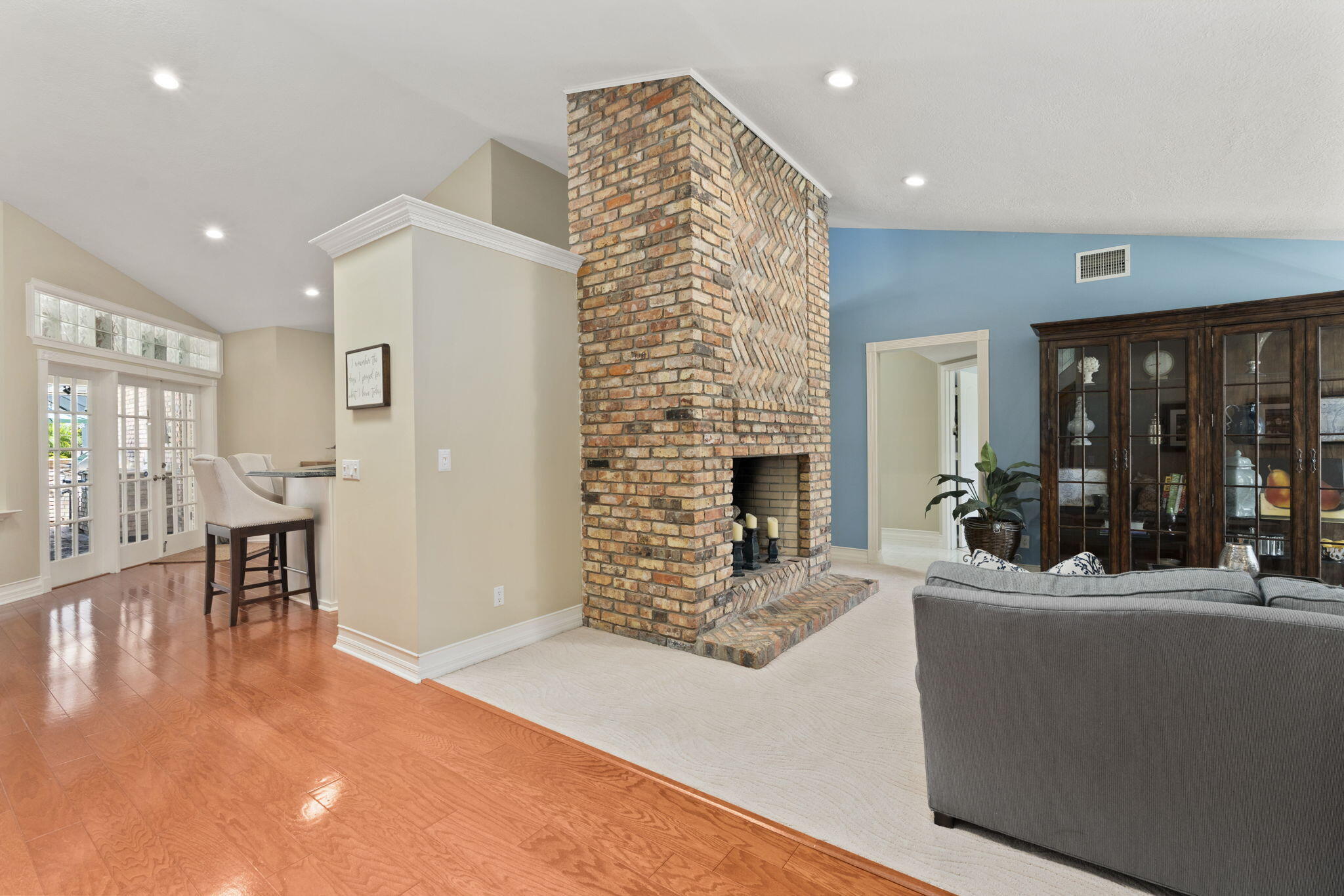 SUGARHILL - Residential