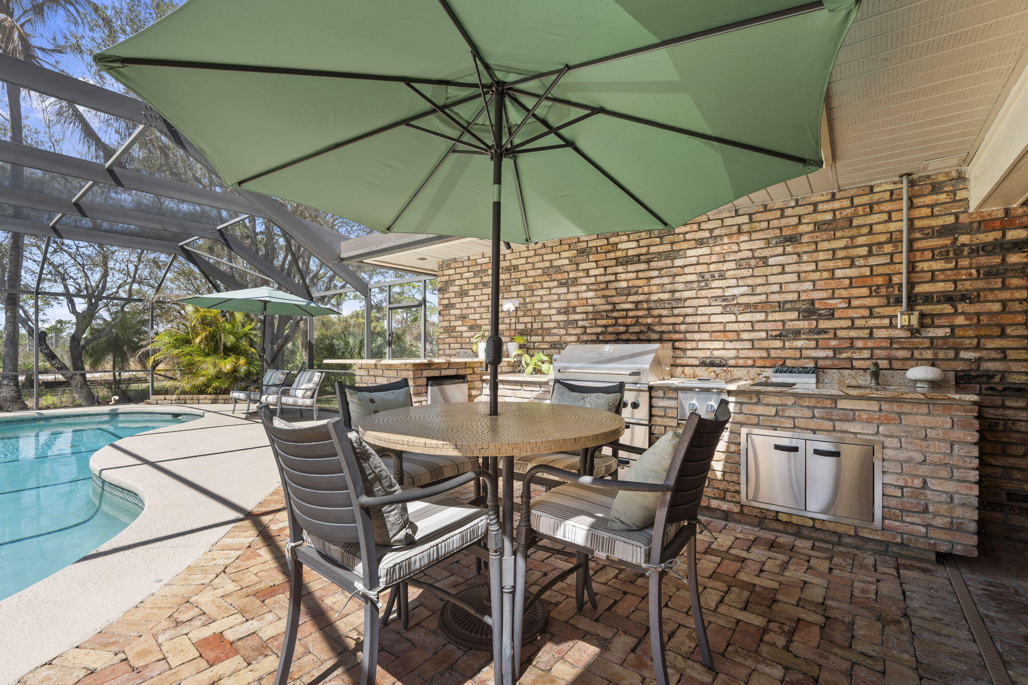 SUGARHILL - Residential