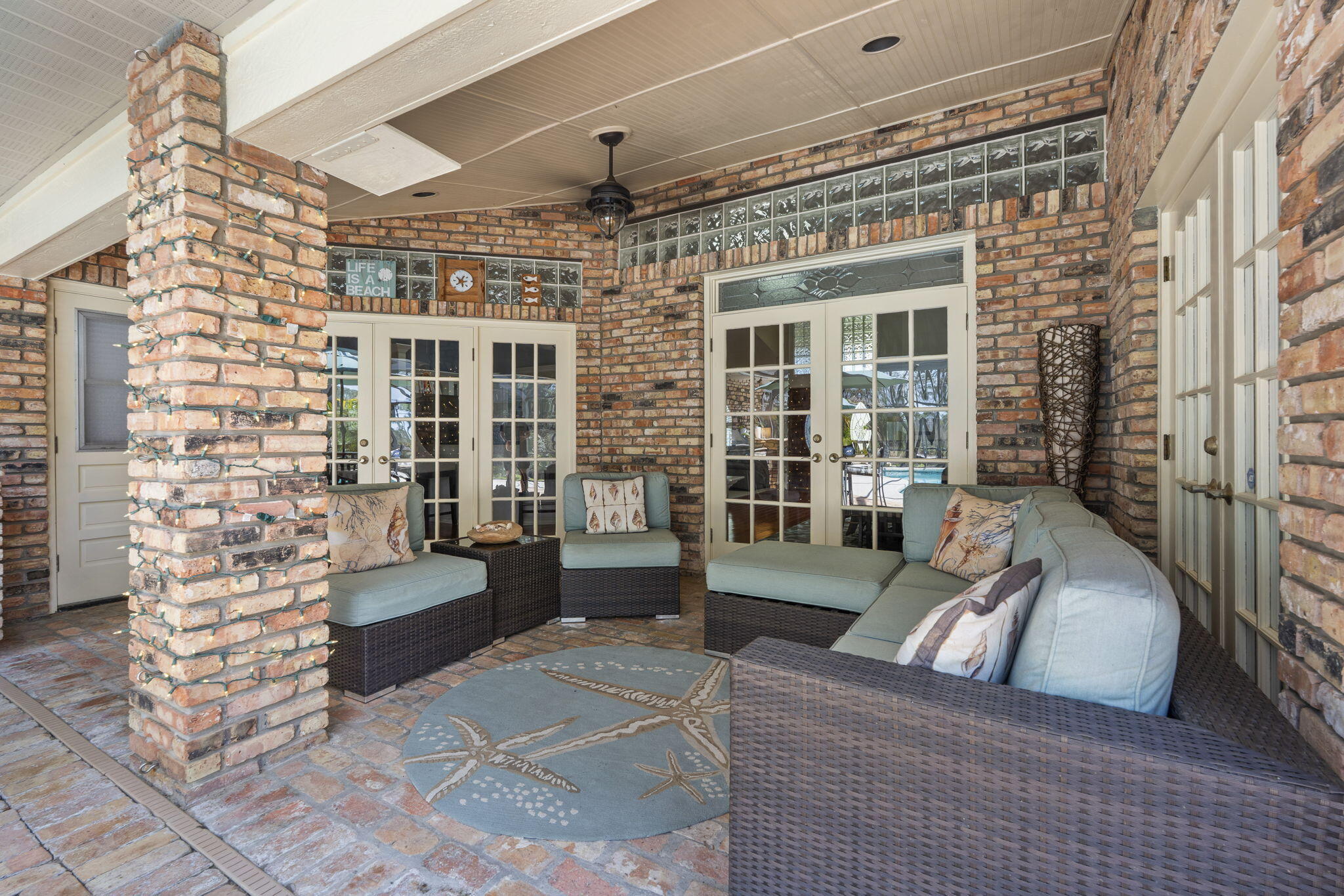 SUGARHILL - Residential