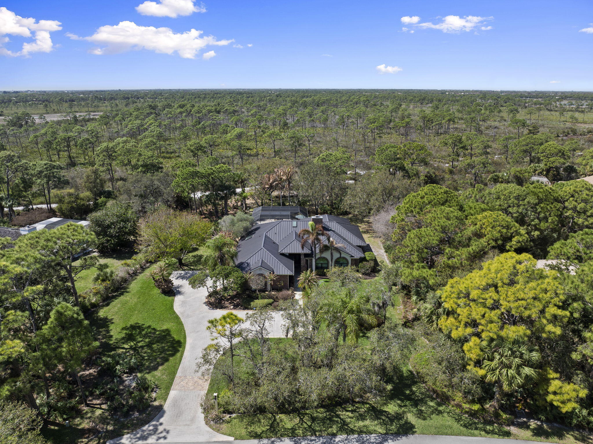 SUGARHILL - Residential