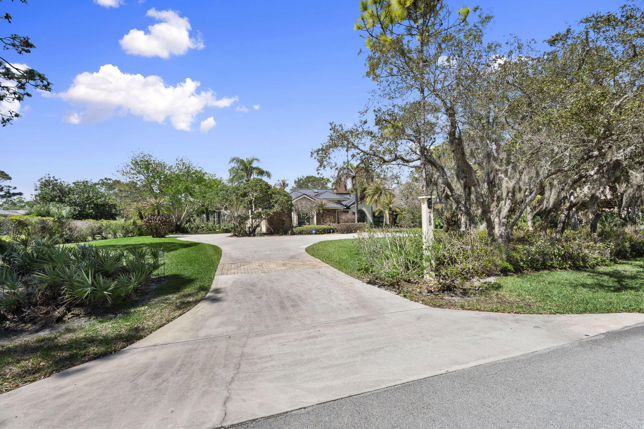 SUGARHILL - Residential