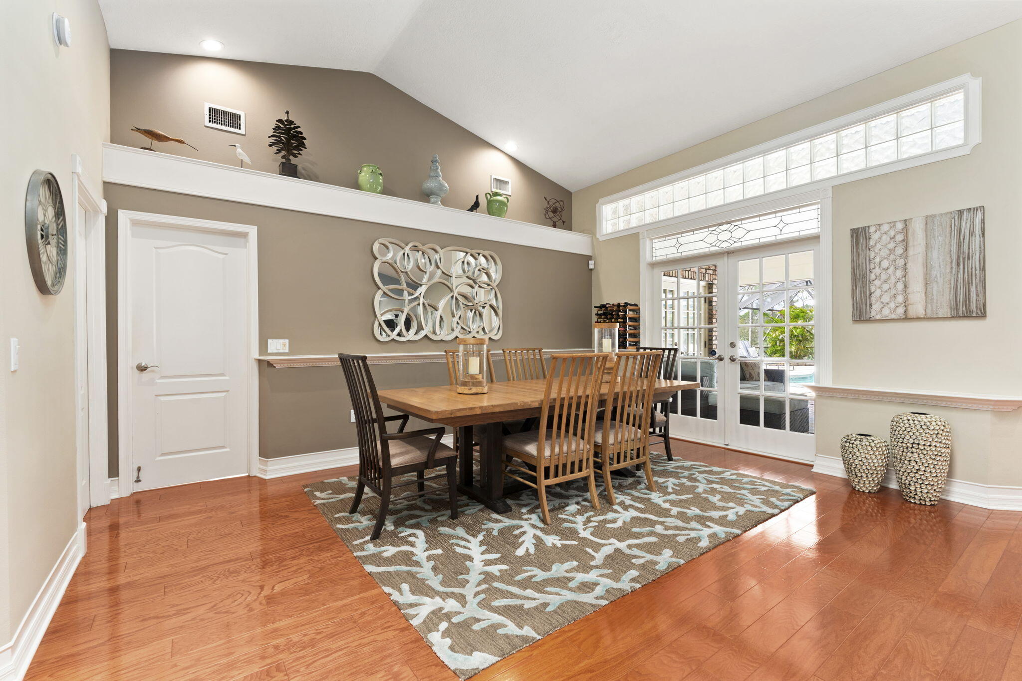 SUGARHILL - Residential