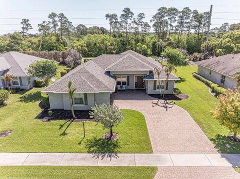 Property photo of 922 Yearling Trail, Sebastian, FL 32958