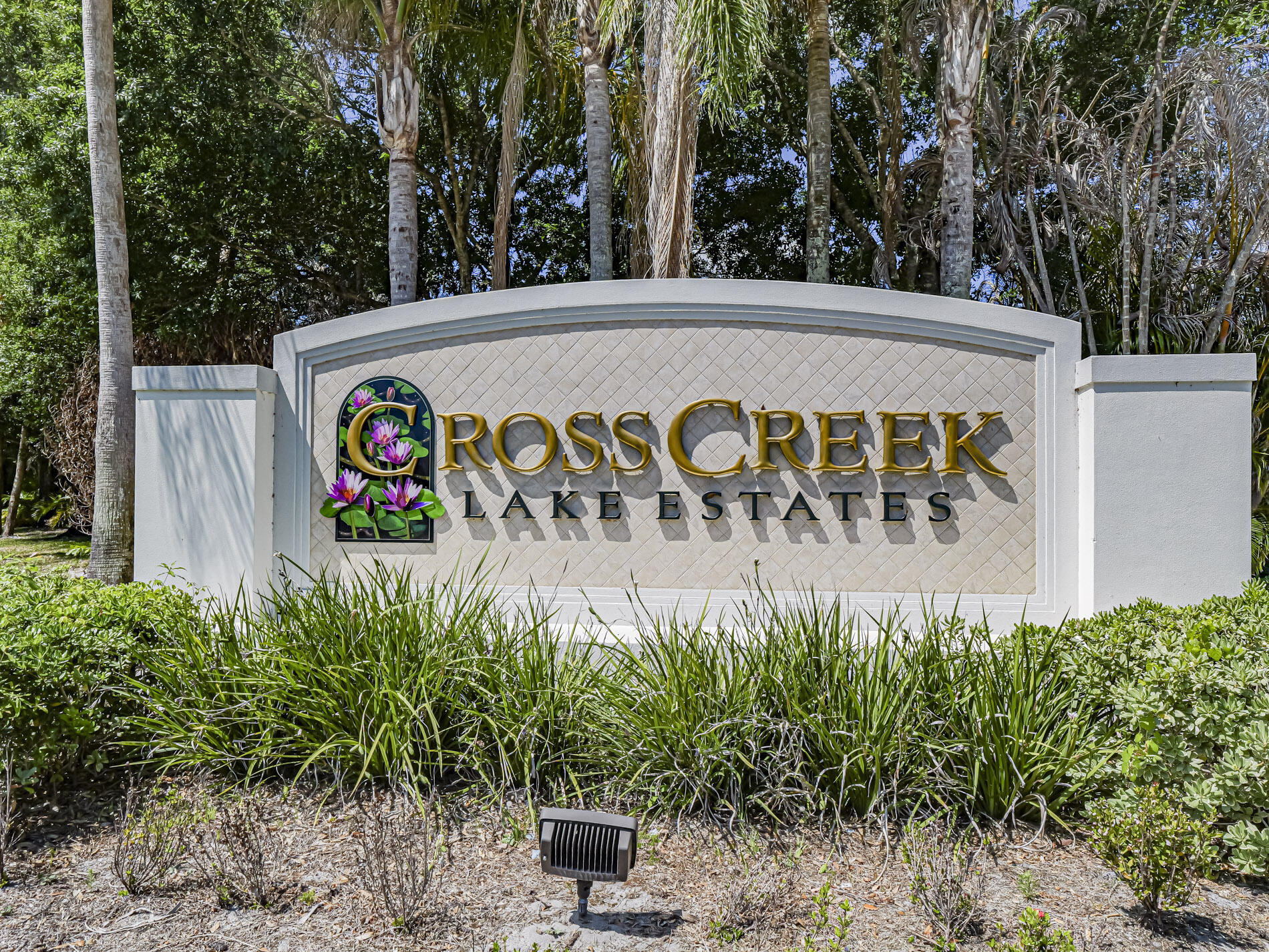 CROSS CREEK LAKE ESTATES PLAT TWO - Residential