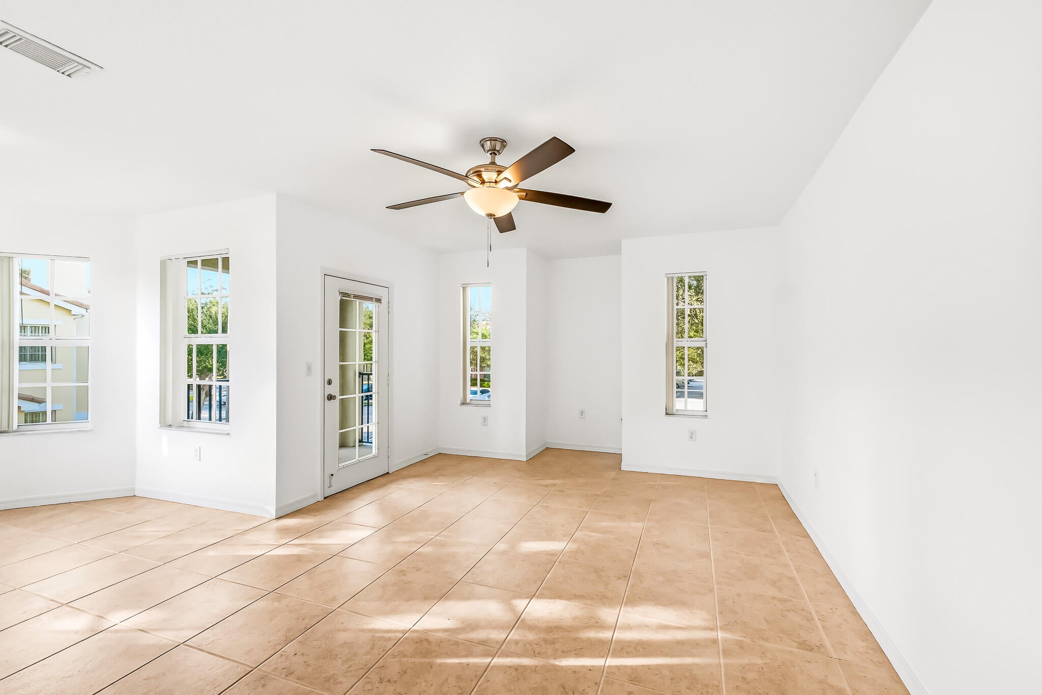 140 SW Peacock Boulevard 21-202