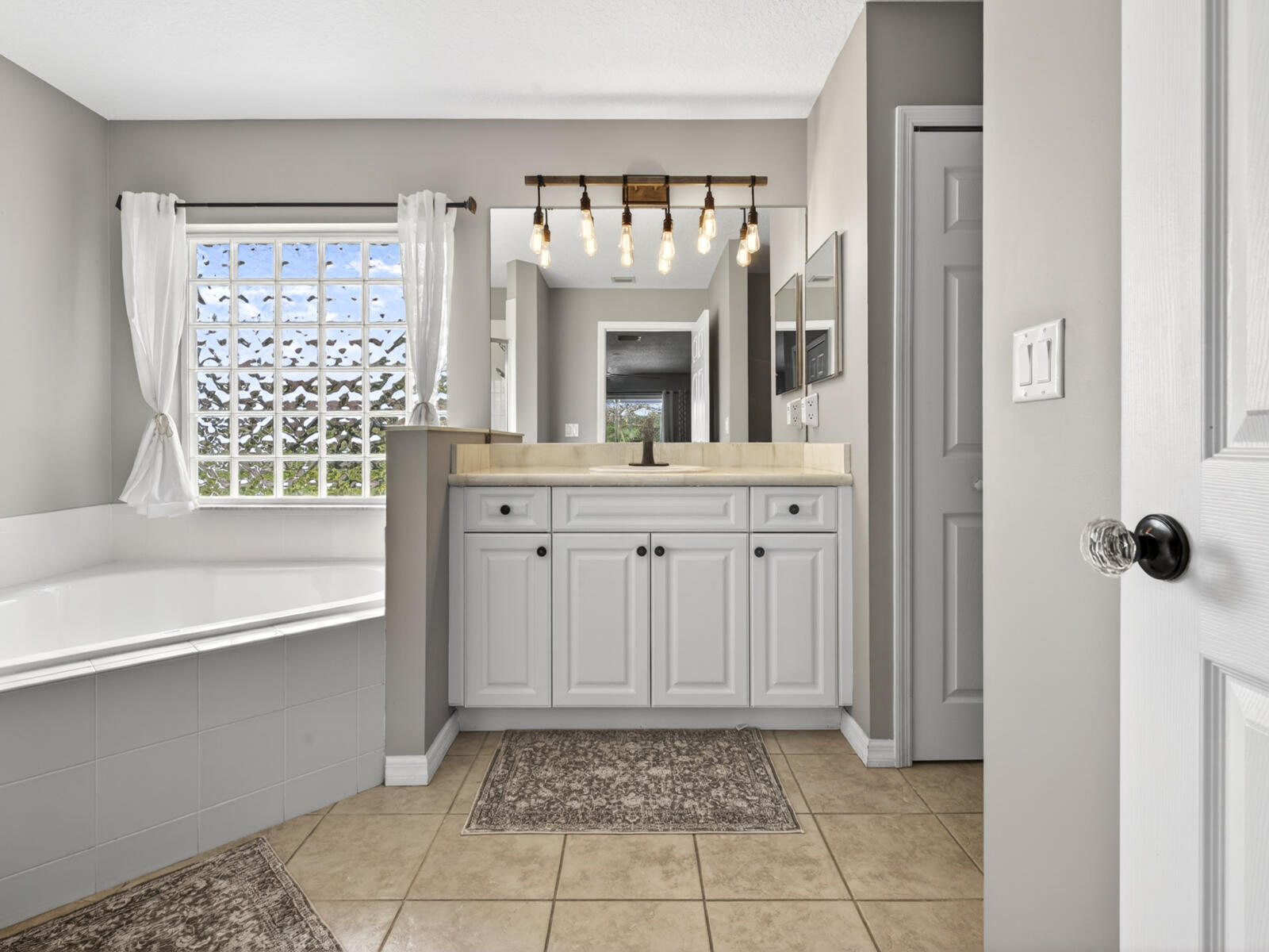 HIGH HAWK OF VERO BEACH PHASE 1 - Residential