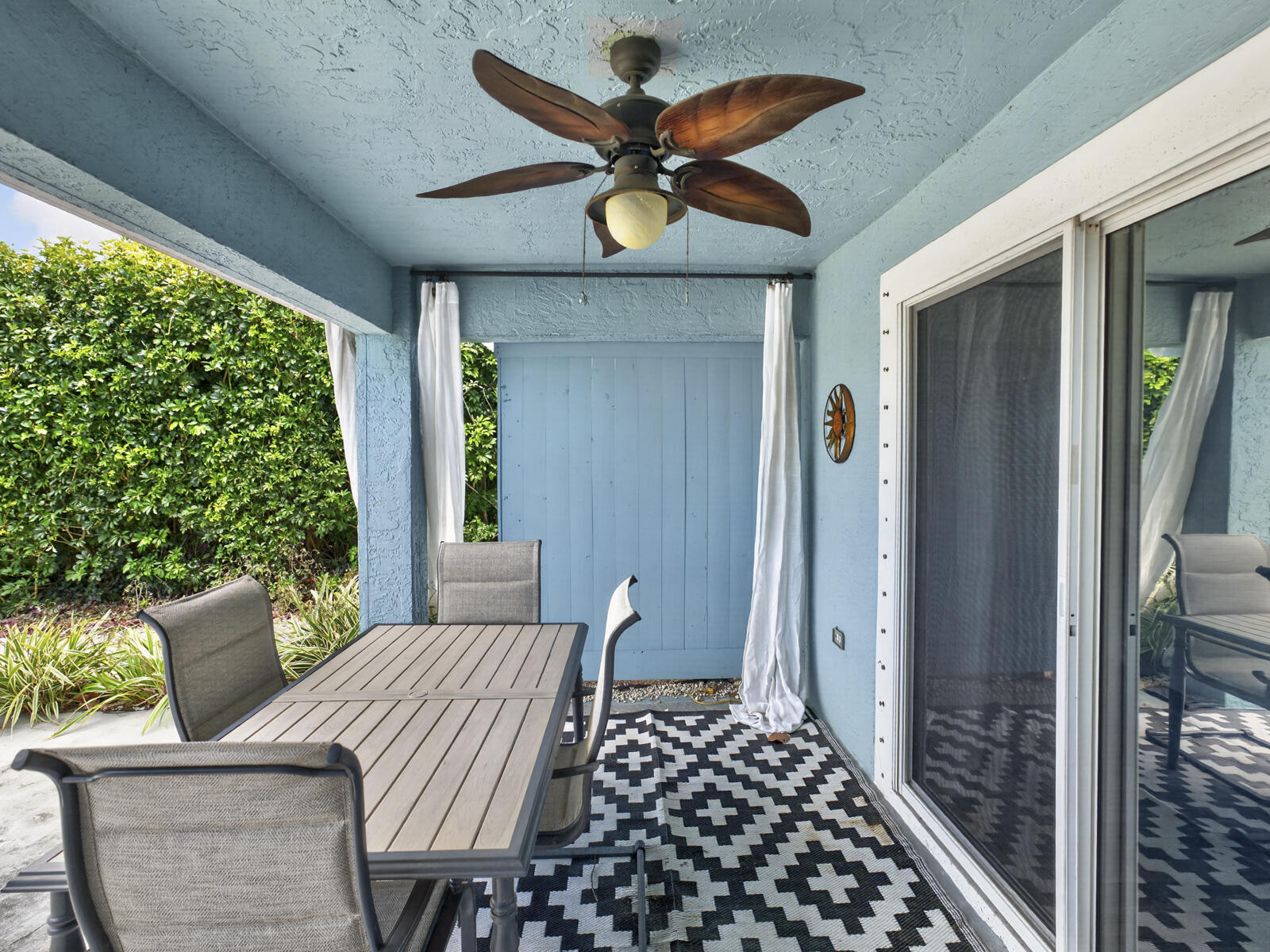 HIGH HAWK OF VERO BEACH PHASE 1 - Residential