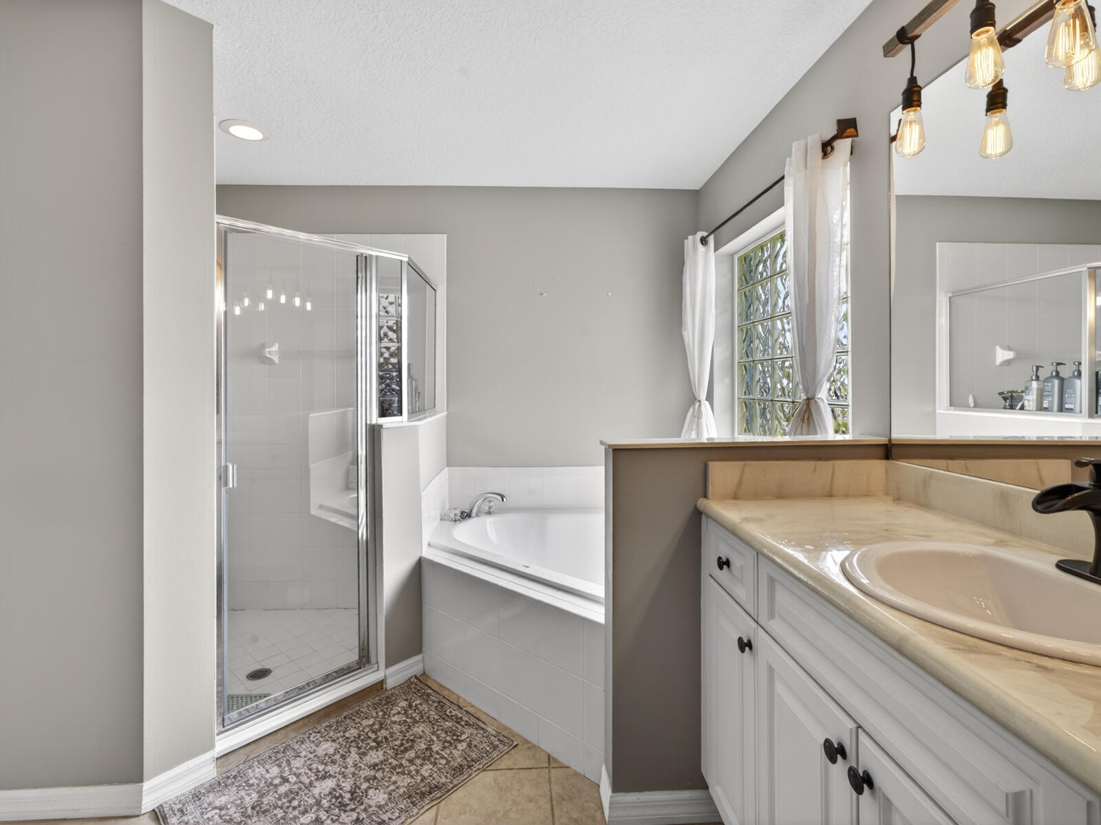 HIGH HAWK OF VERO BEACH PHASE 1 - Residential