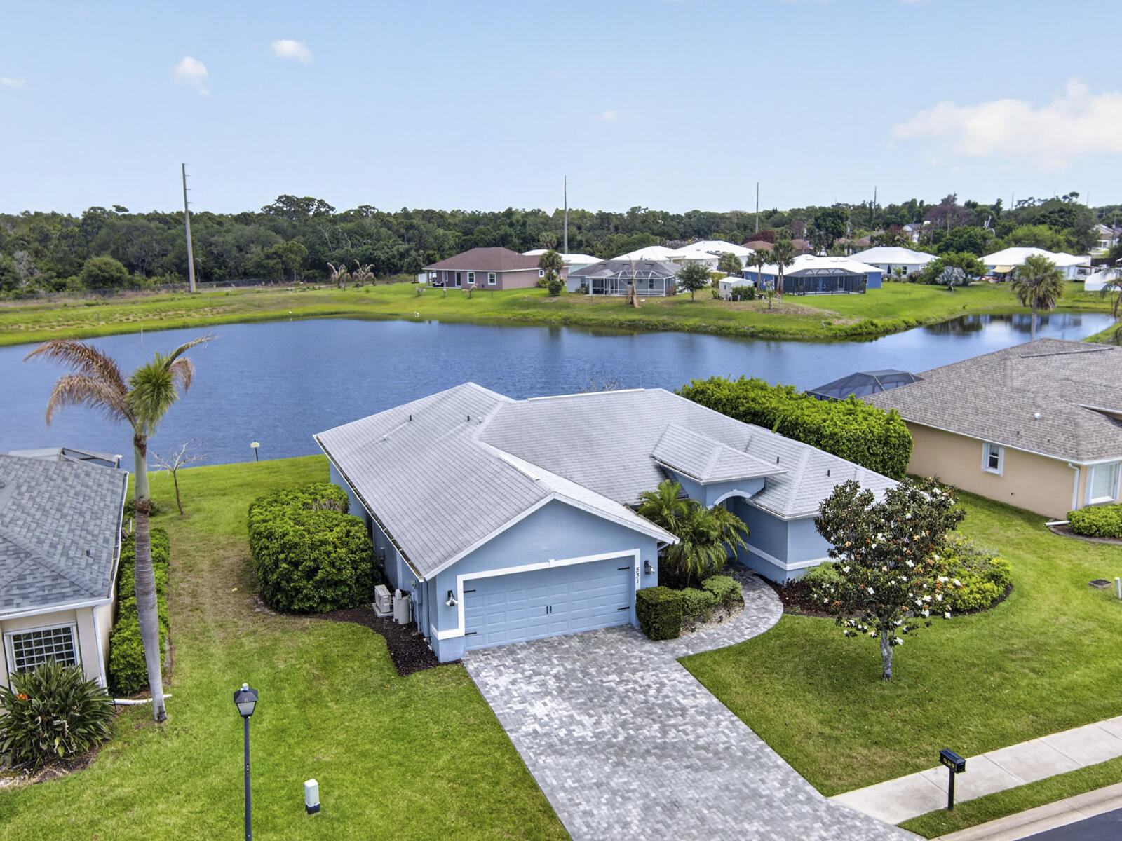HIGH HAWK OF VERO BEACH PHASE 1 - Residential