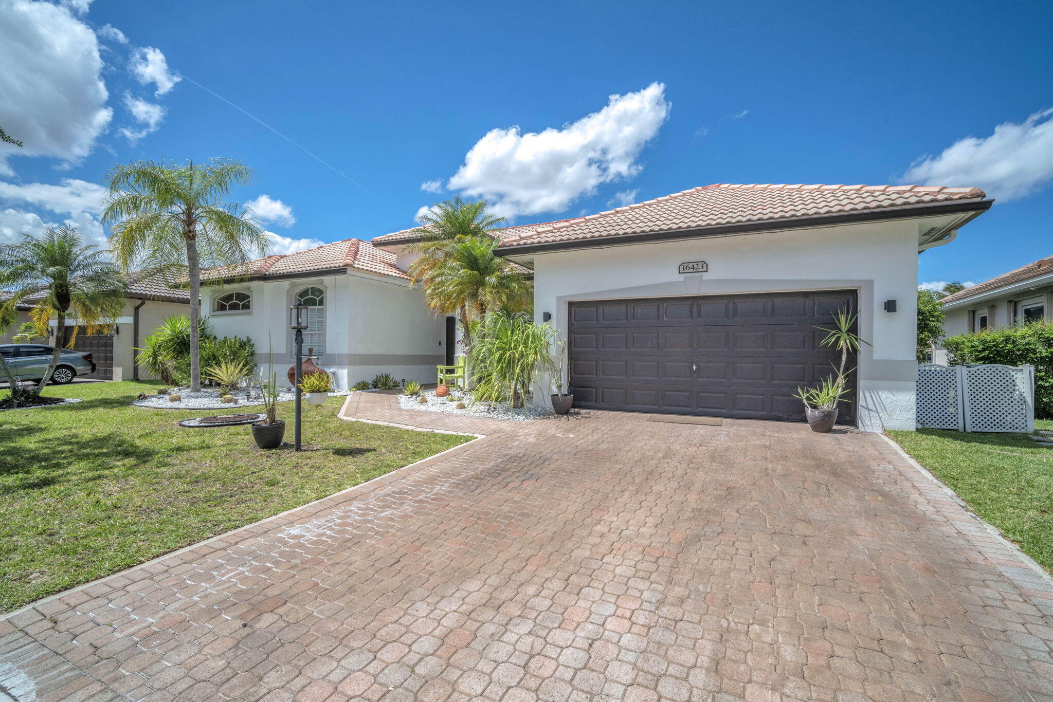 STONERIDGE LAKE ESTATES PLAT - Residential