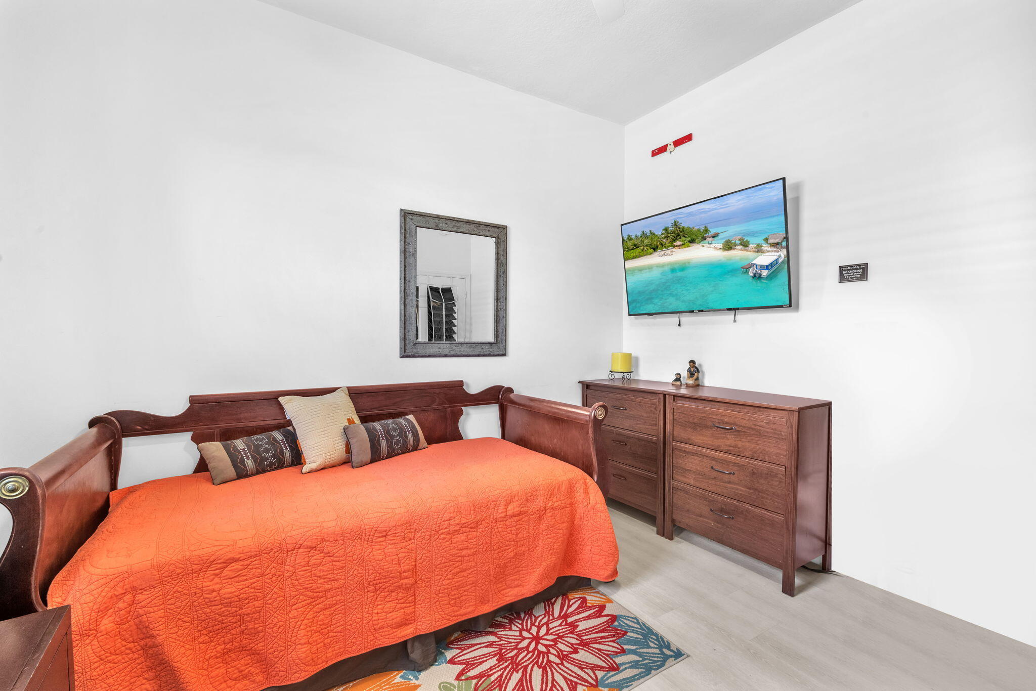 STONERIDGE LAKE ESTATES PLAT - Residential