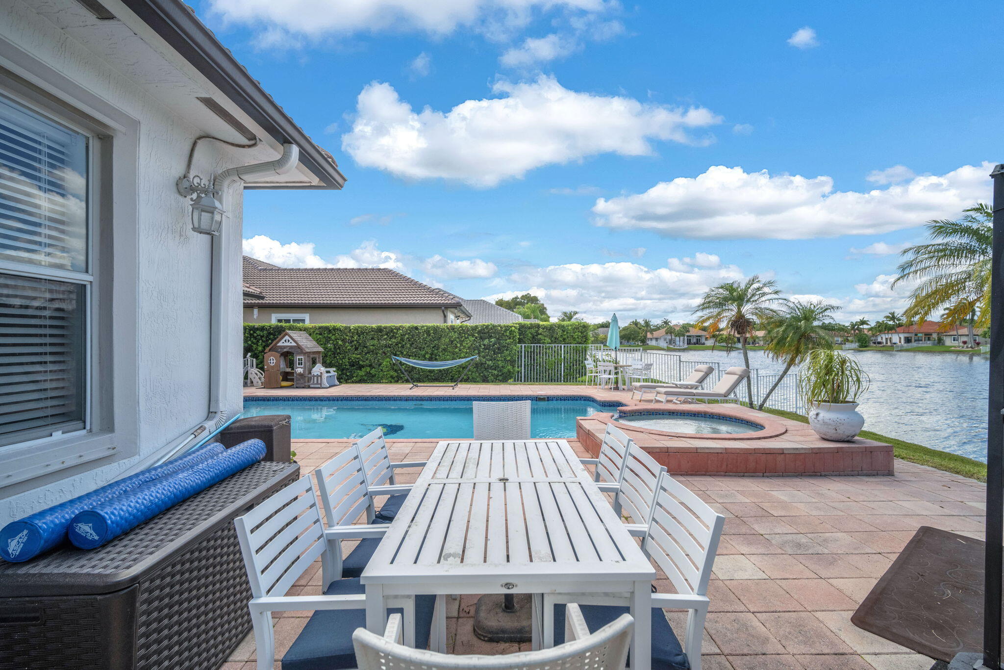 STONERIDGE LAKE ESTATES PLAT - Residential