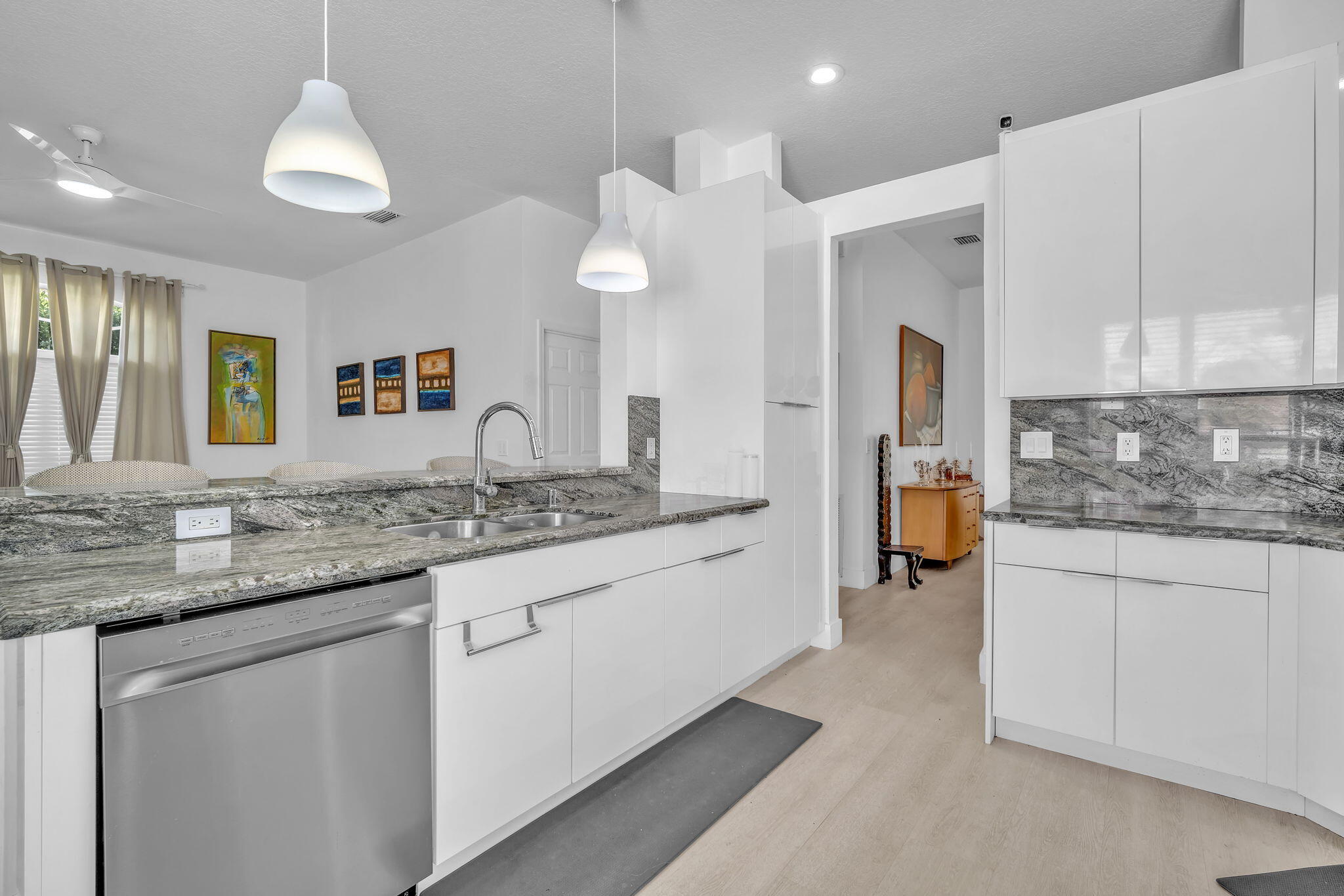 STONERIDGE LAKE ESTATES PLAT - Residential