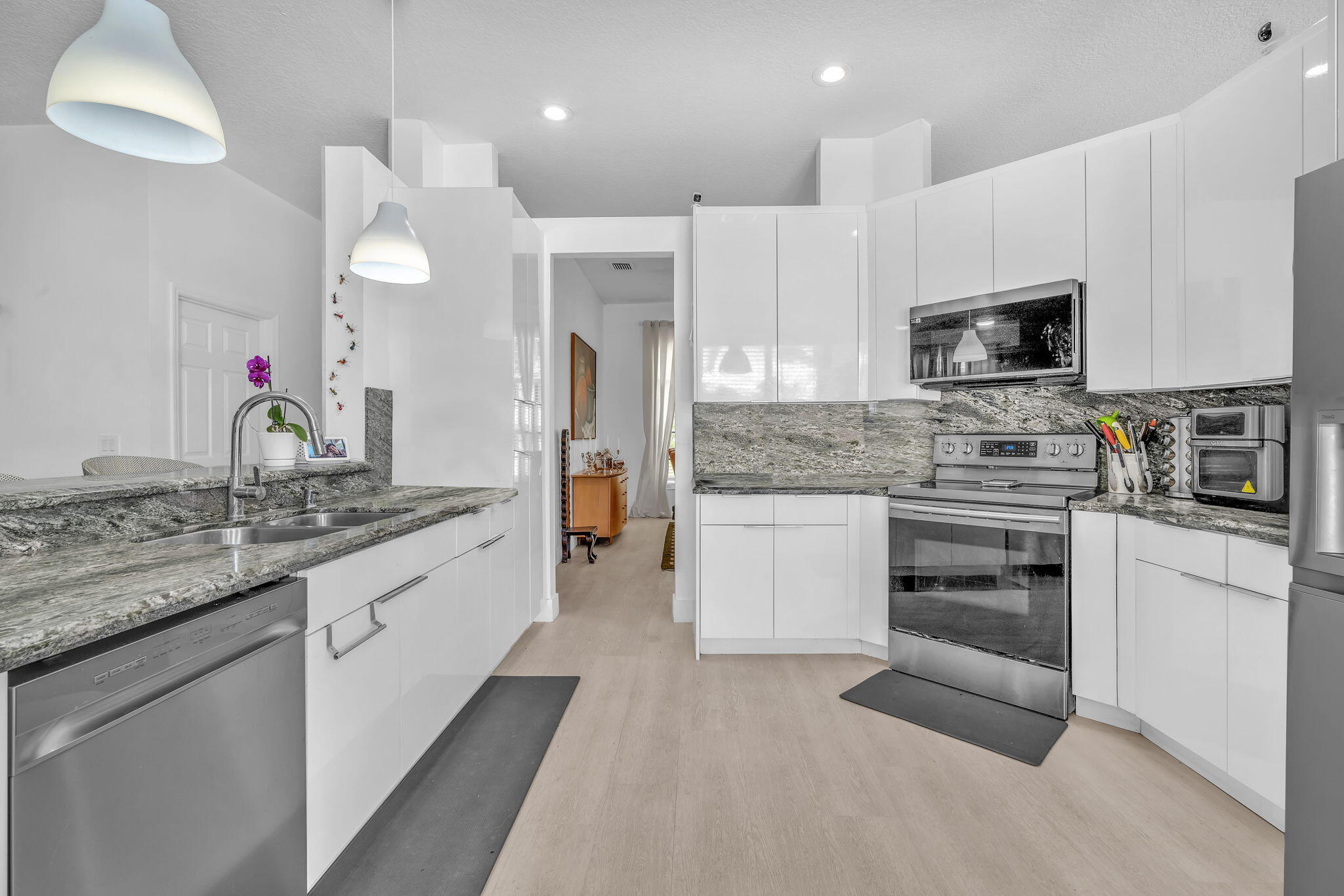 STONERIDGE LAKE ESTATES PLAT - Residential