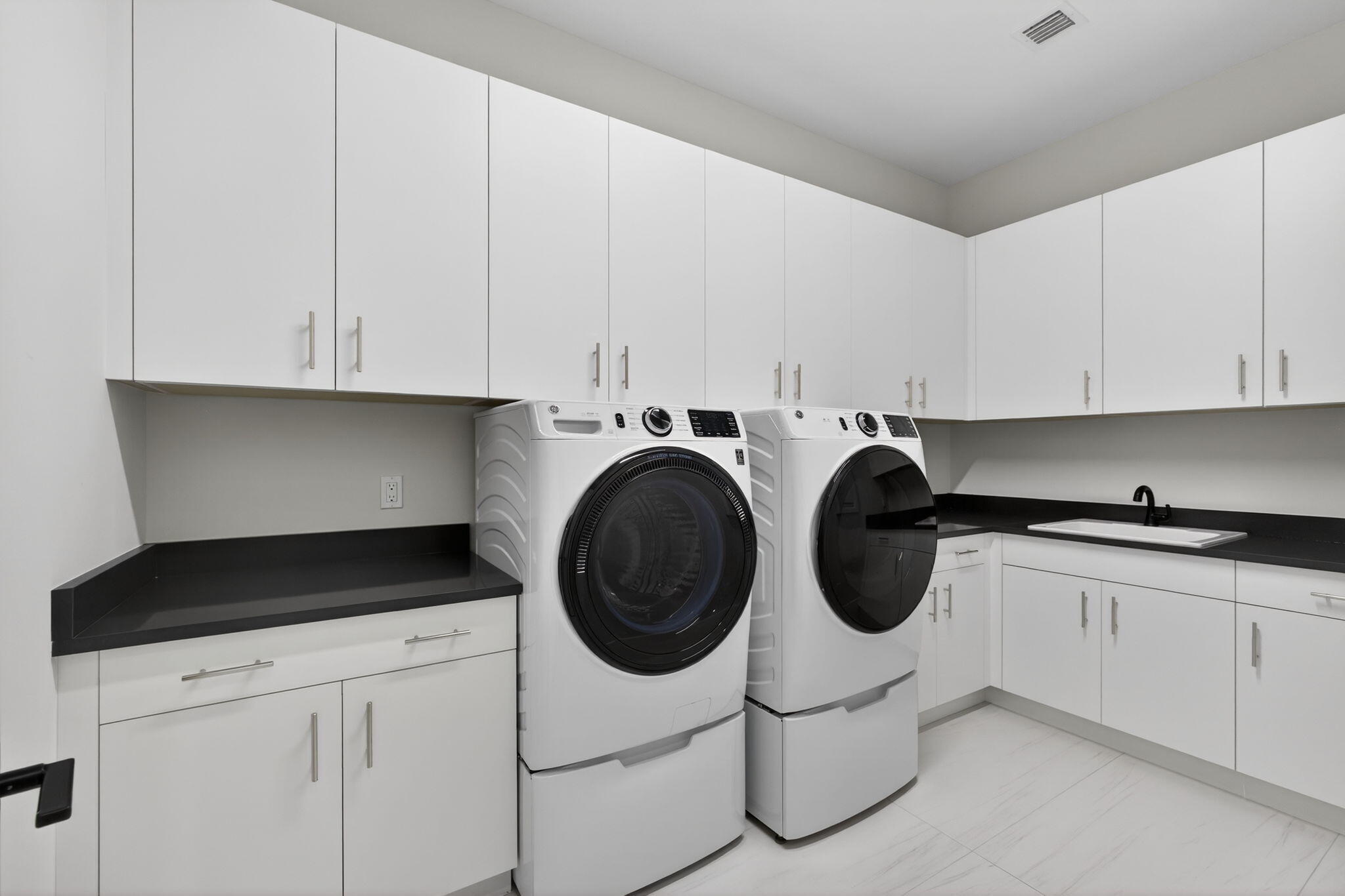 AVENIR SITE PLAN 1 POD - Residential