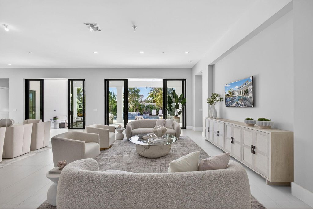 Photo of 9148 Coral Isles Circle #{Lot 13}, Palm Beach Gardens, FL 33412 (MLS # R11160800)