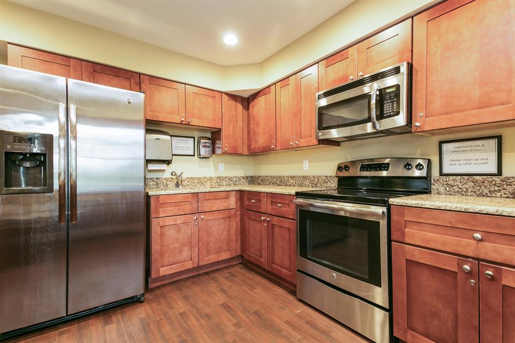 GOMEZ GRANT W/O RVR - Commercial Sale