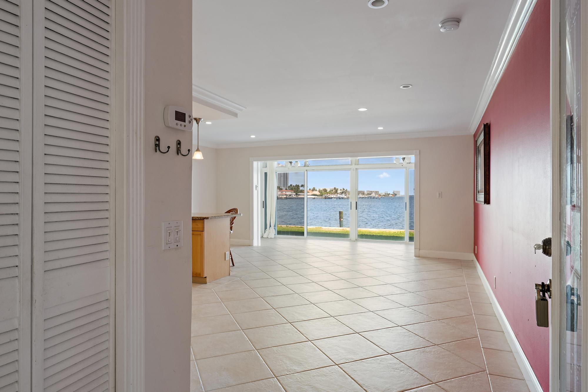 WILSHIRE EAST CONDOS - Residential