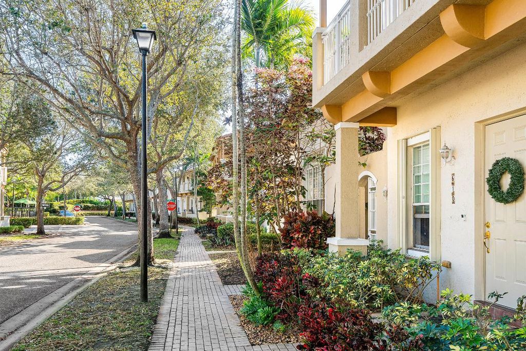 Photo of 510 NW 24th Avenue, Boynton Beach, FL 33426 (MLS # R11158521)