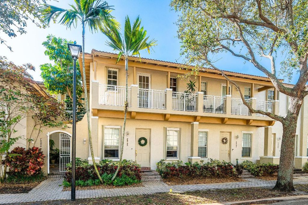 Photo of 510 NW 24th Avenue, Boynton Beach, FL 33426 (MLS # R11158521)