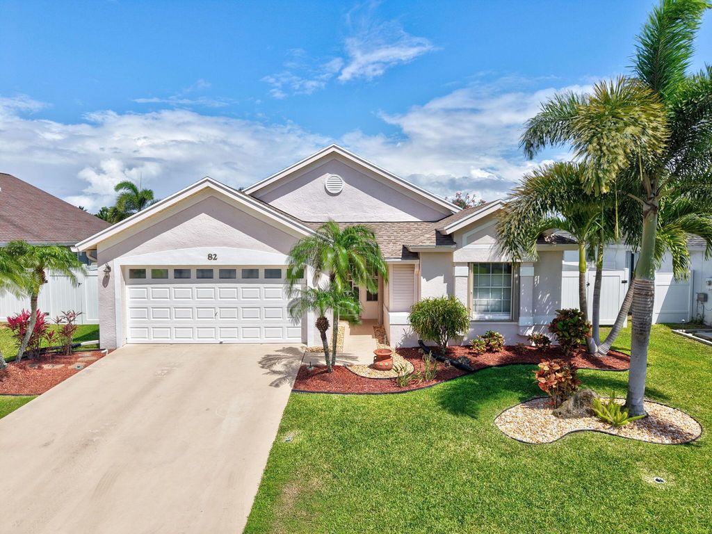 Photo of 82 Maple Lane, Boynton Beach, FL 33436 (MLS # R11080524)