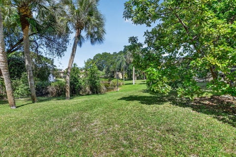Tiny photo for 872 SW 9th Street Circle #101, Boca Raton, FL 33486 (MLS # B26089018)
