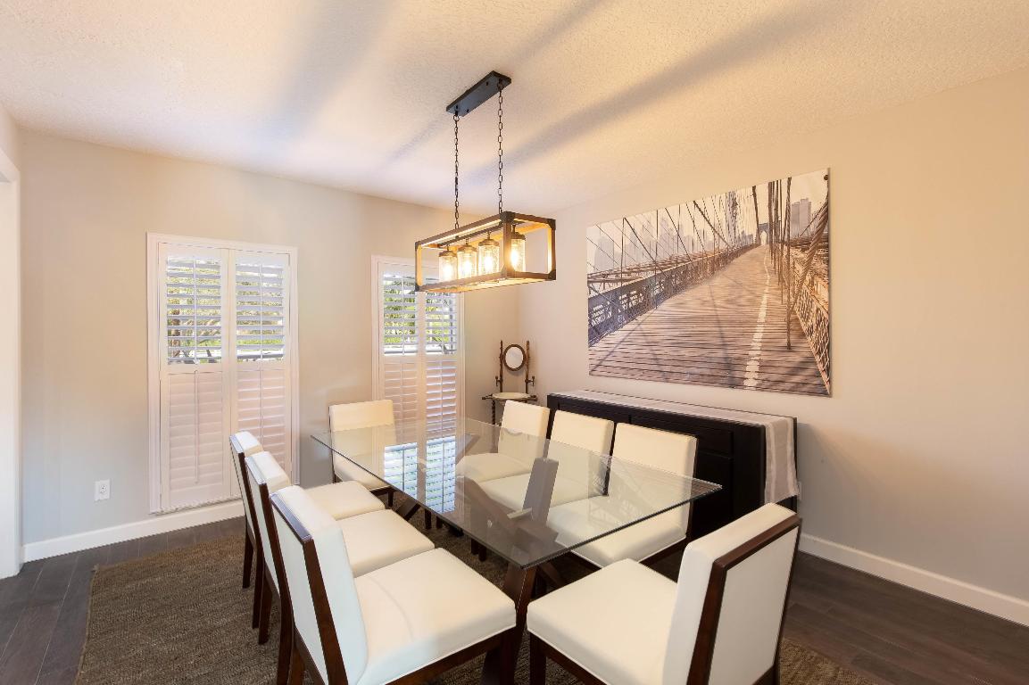 Properties 14593 Draft Horse Lane