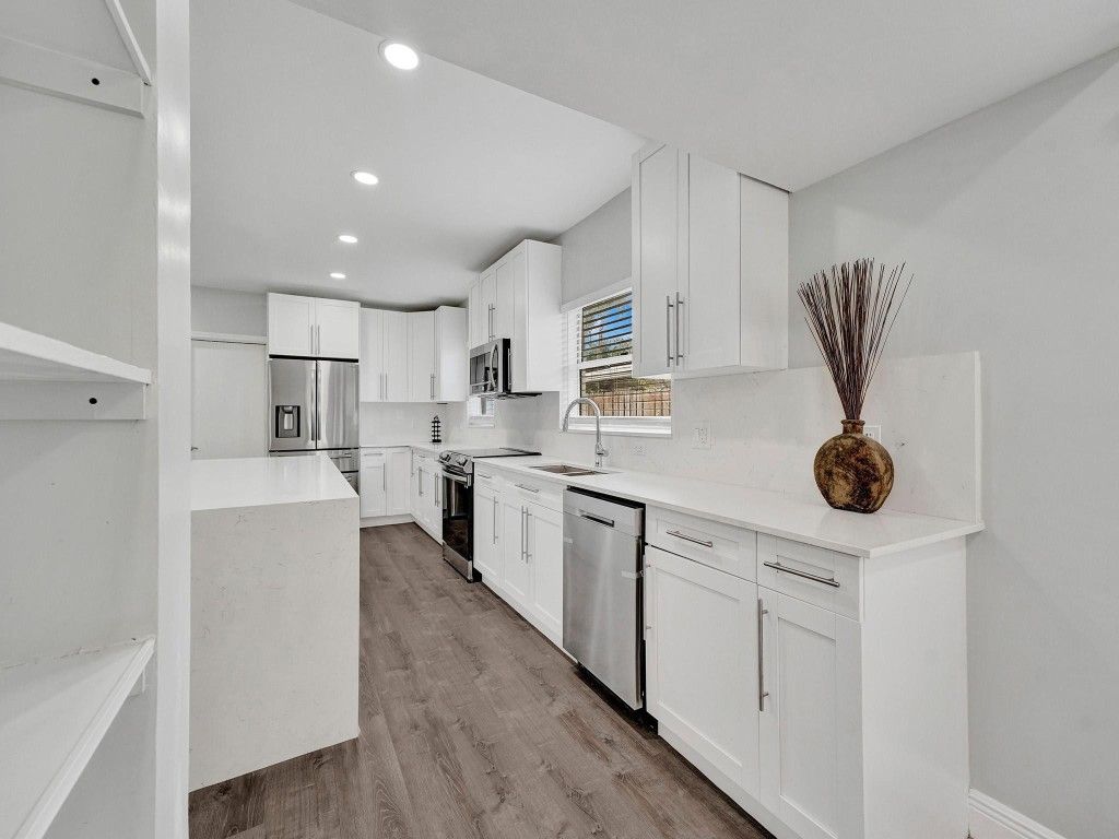 Photo of 3261 Aqua Vista Drive, Pompano Beach, FL 33062 (MLS # F10546118)