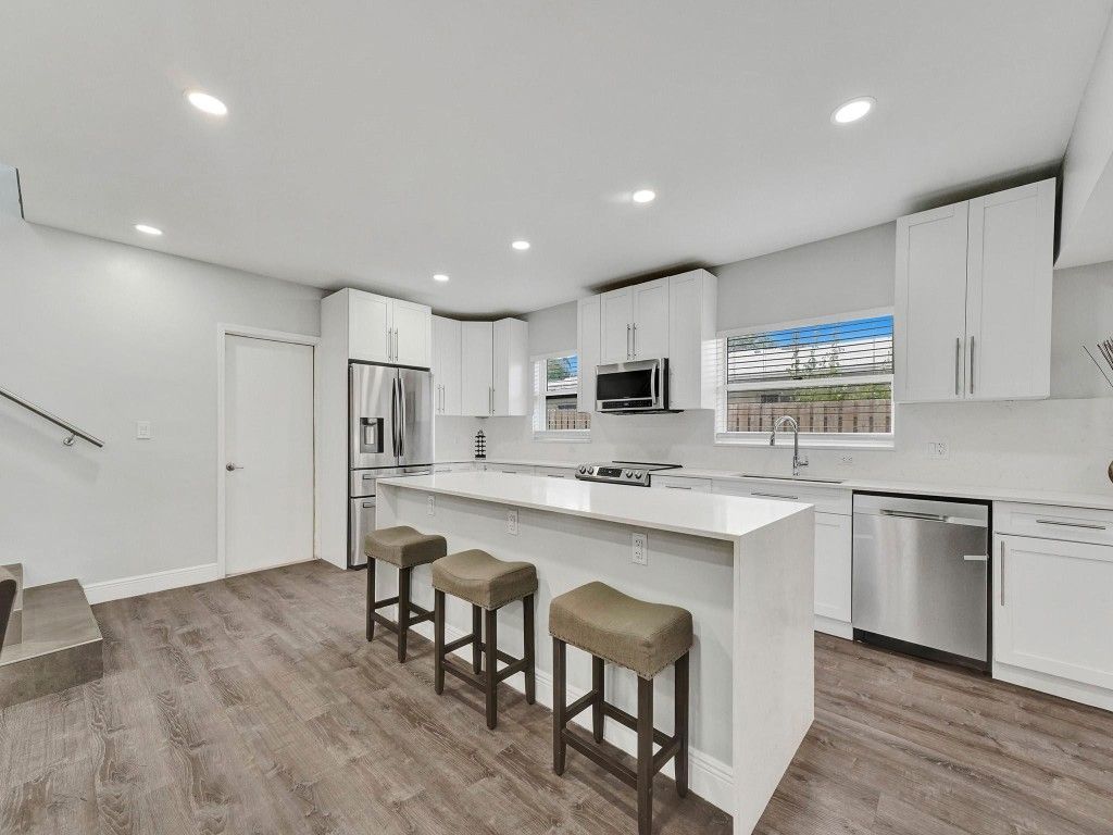 Photo of 3261 Aqua Vista Drive, Pompano Beach, FL 33062 (MLS # F10546118)