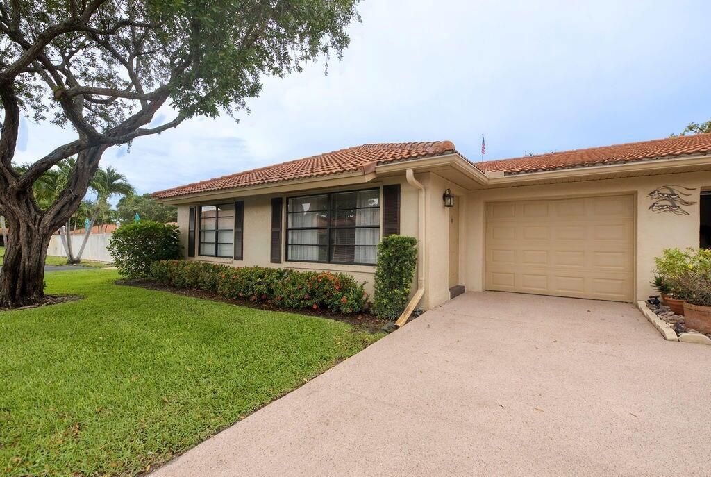 Photo of 4600 Wildwood Tree Lane #A, Boynton Beach, FL 33436 (MLS # R11147915)