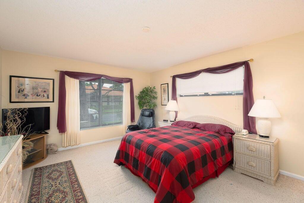 BENT TREE VILLAS WEST CON - Residential Lease