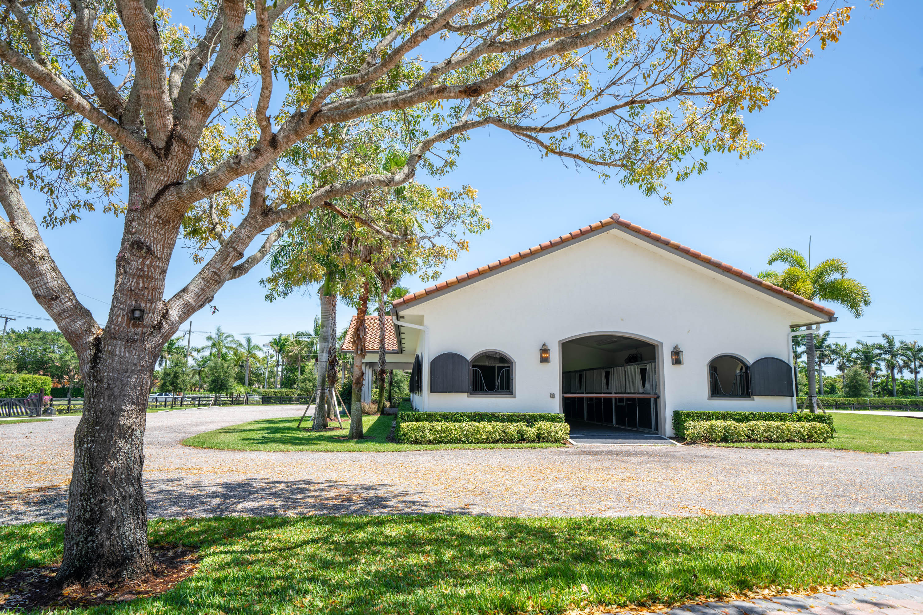 PADDOCK PARK 2 OF WELLINGTON - Residential