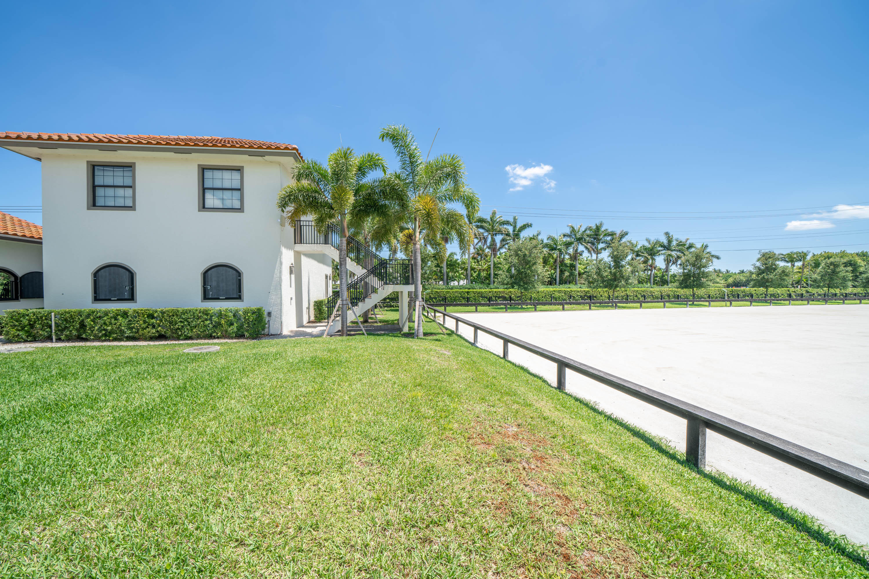 PADDOCK PARK 2 OF WELLINGTON - Residential