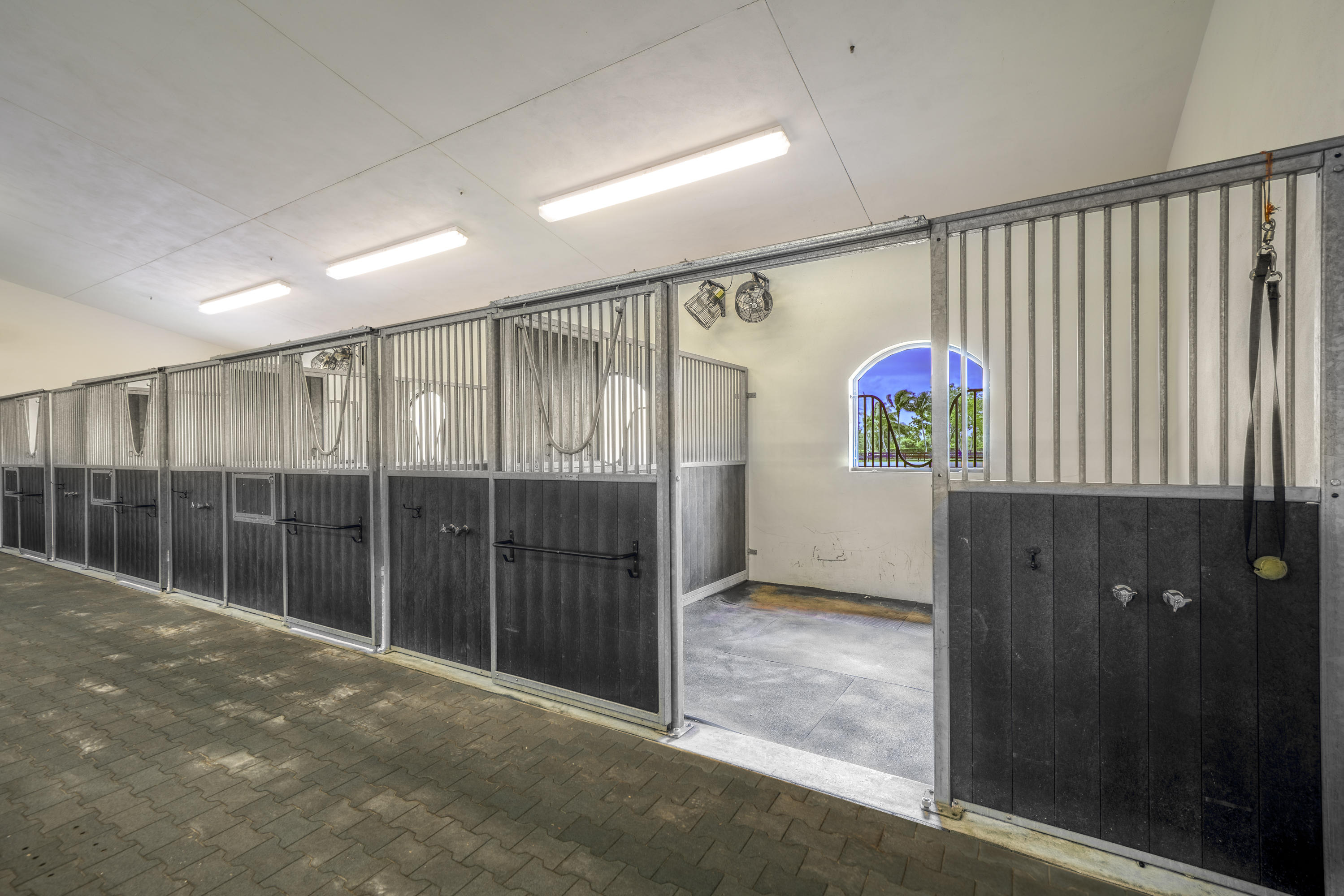 PADDOCK PARK 2 OF WELLINGTON - Residential