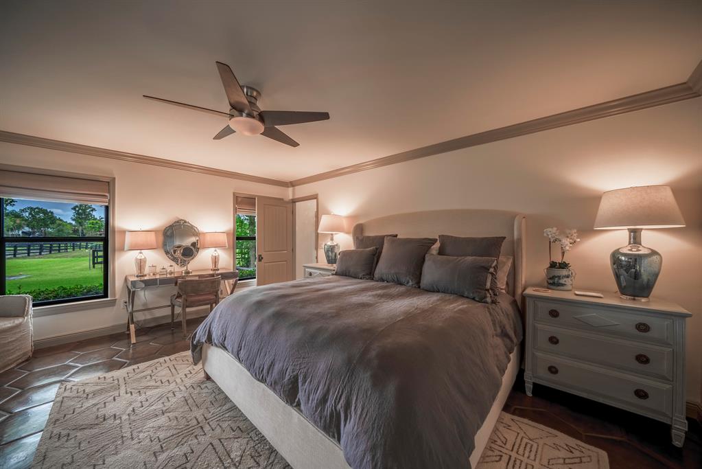 PADDOCK PARK 2 OF WELLING - Residential