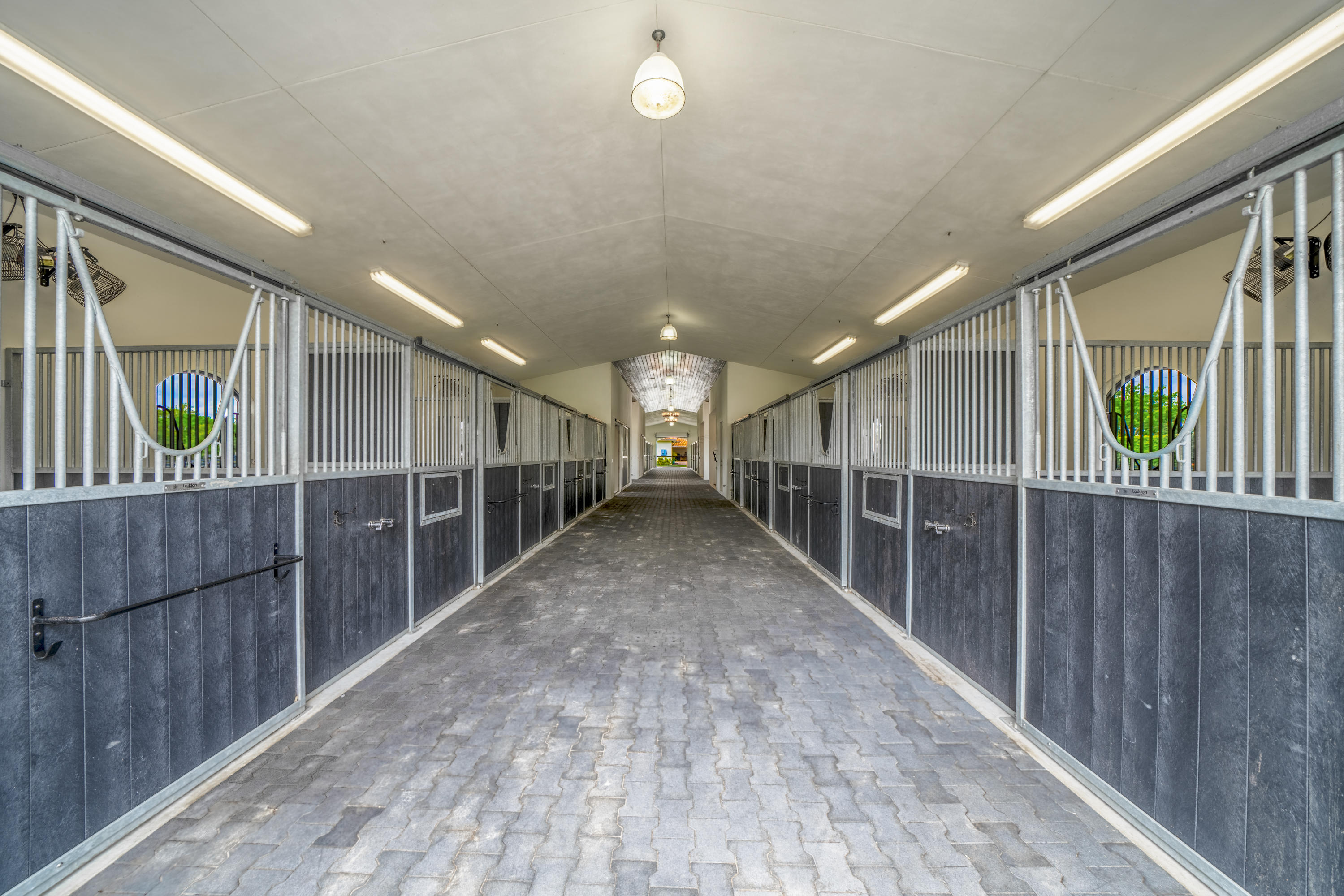 PADDOCK PARK 2 OF WELLINGTON - Residential