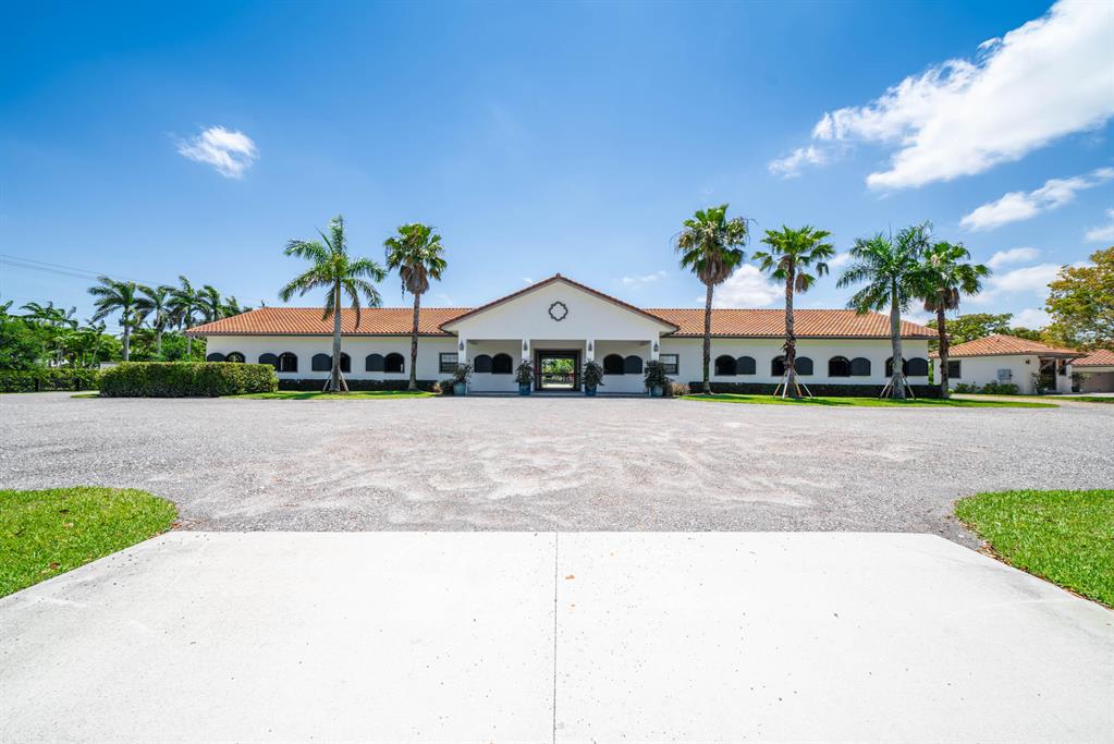 PADDOCK PARK 2 OF WELLING - Residential