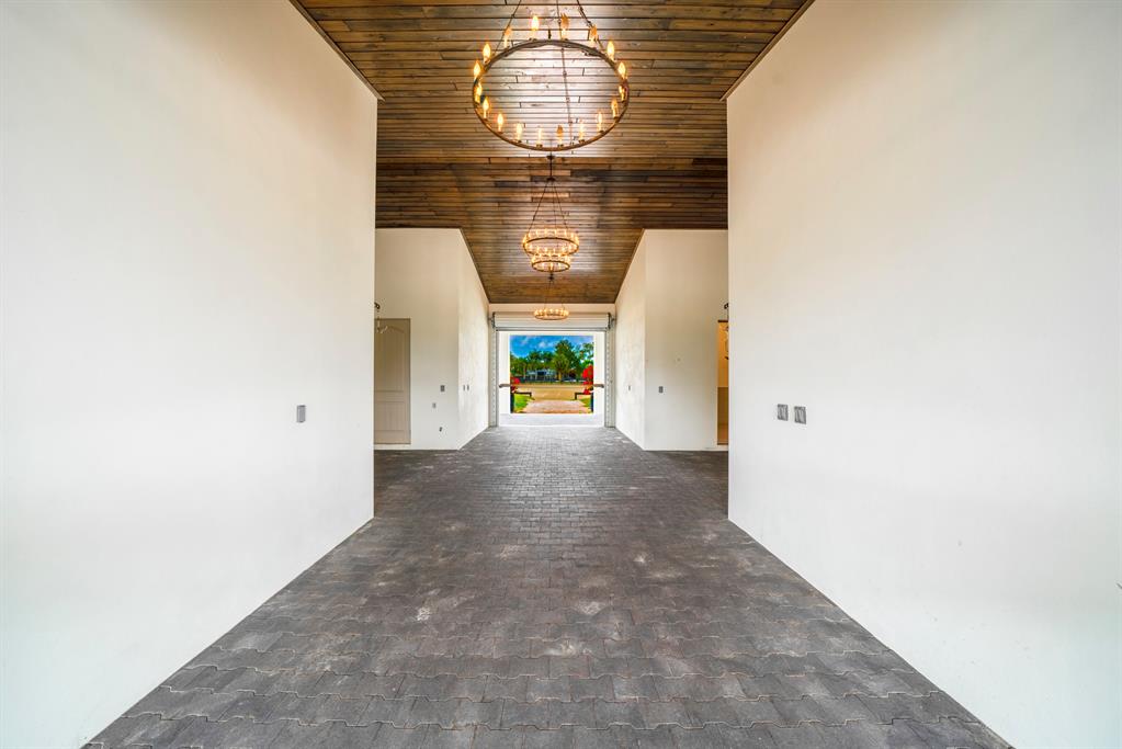 PADDOCK PARK 2 OF WELLING - Residential