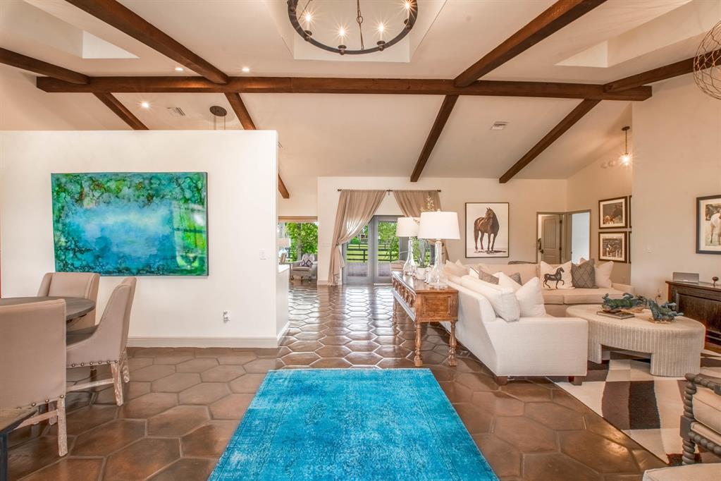 PADDOCK PARK 2 OF WELLING - Residential