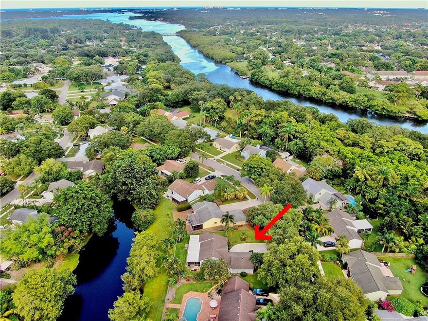 WATERFRONT COMMUNITY!! 3BR/2BA/2CG lakefront single family home in sought after community of Jupiter Landings! Hardiplank siding, fenced yard, LARGE screened-in porch w/hot tub. New Carrier A/C. Plenty of storage. No carpeting. Freshly painted BR's. Sprinklers. Hurricane shutters. Jupiter Landings is an established community w/oak-lined streets, sidewalks & streetlights. Low HOA w/no pet or lease restrictions. Community boat ramp/dock/boat storage w/ocean access. A-rated schools, Limestone Creek Elem only a mile away via sidewalks and crossing guard. 2 miles to I-95/Turnpike, 5 miles to Jupiter's famed lighthouse and best beaches in Palm Beach County! Great neighborhood in one of the finest locations in Jupiter! Construction at Jupiter Landings entrance is new neighborhood w/$2M+ homes.