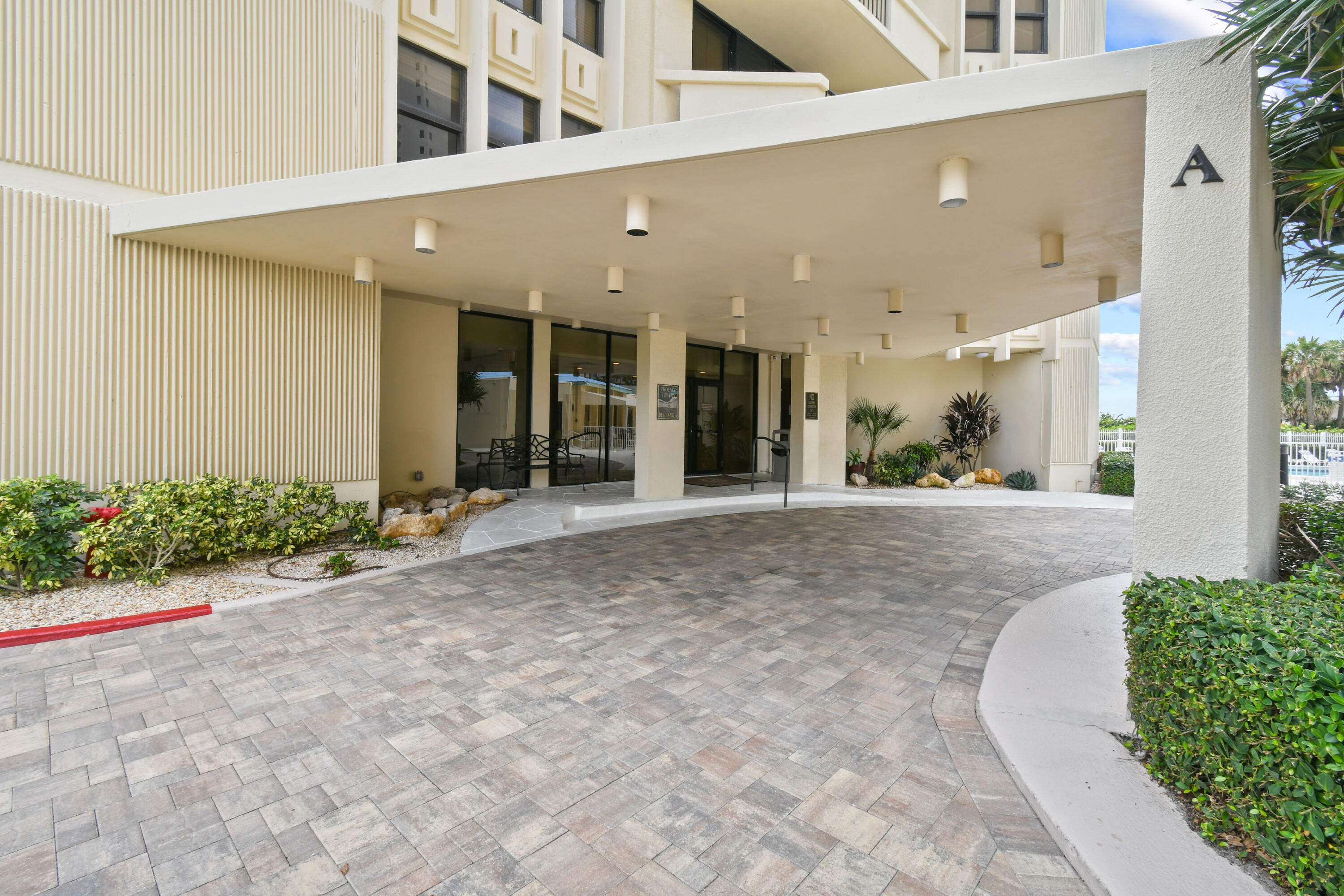 2800 N Ocean Drive A-8b