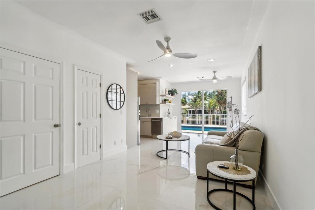 Pompano Isles 27-15 B - Residential